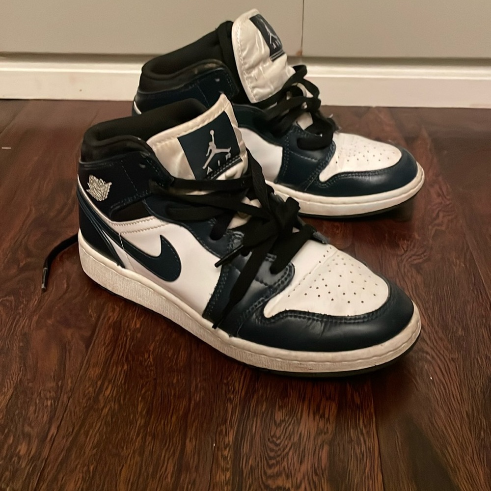 Nike dunks high top